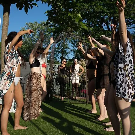 Villa Lady Pop Boissets